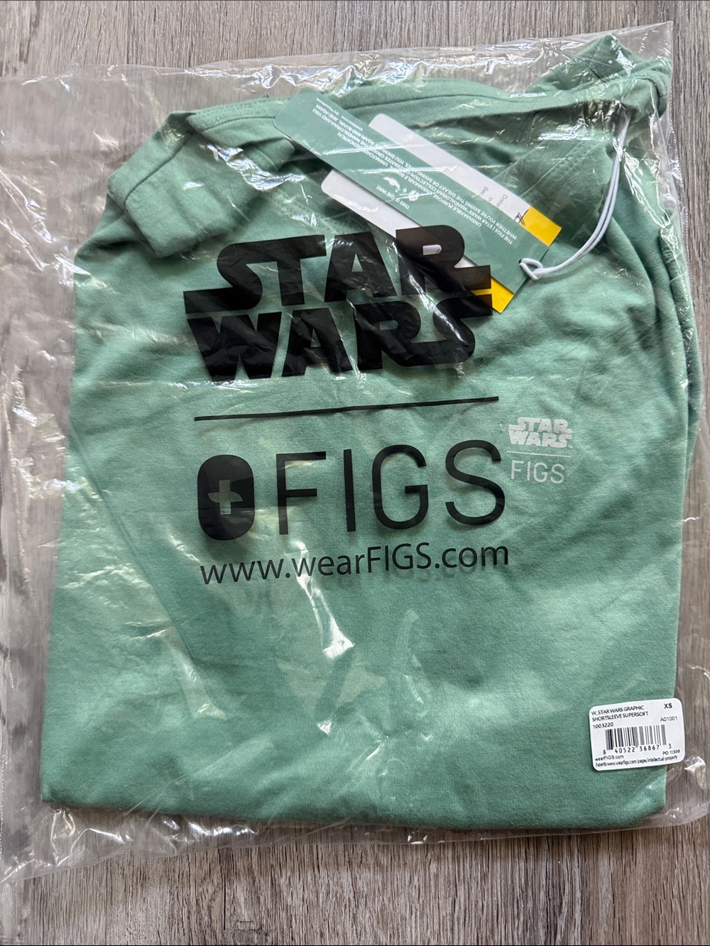 Figs XS short sleeve Star Wars shirt